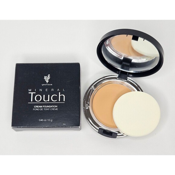 Younique Other - New Younique Mineral Touch Cream Foundation Velour .46 oz New in Box